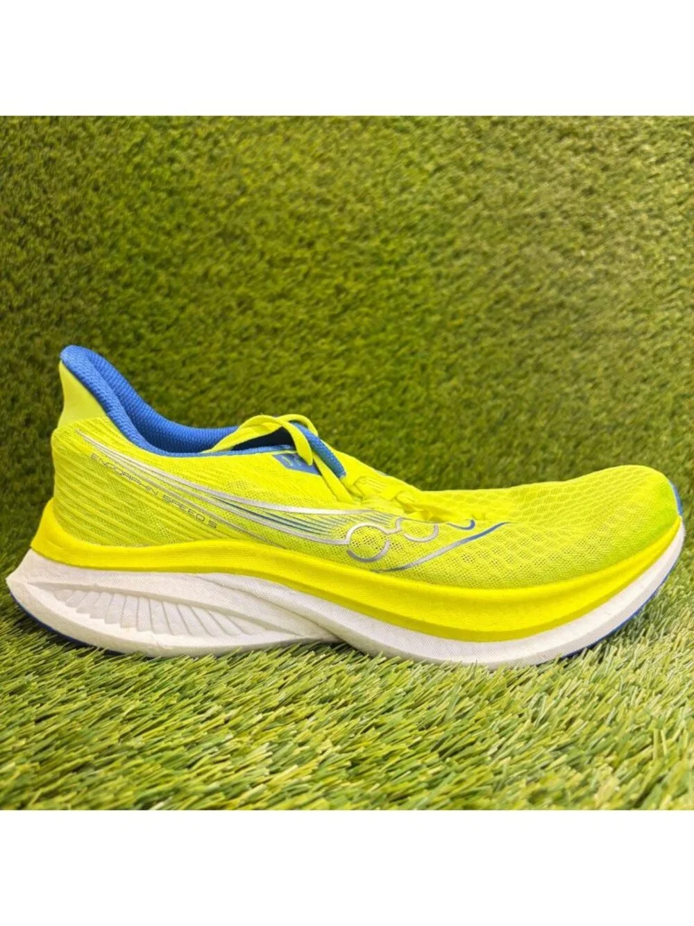 Saucony Endorphin Speed 5 Mens Size 11.5 Yellow Athletic Running Shoes Sneakers